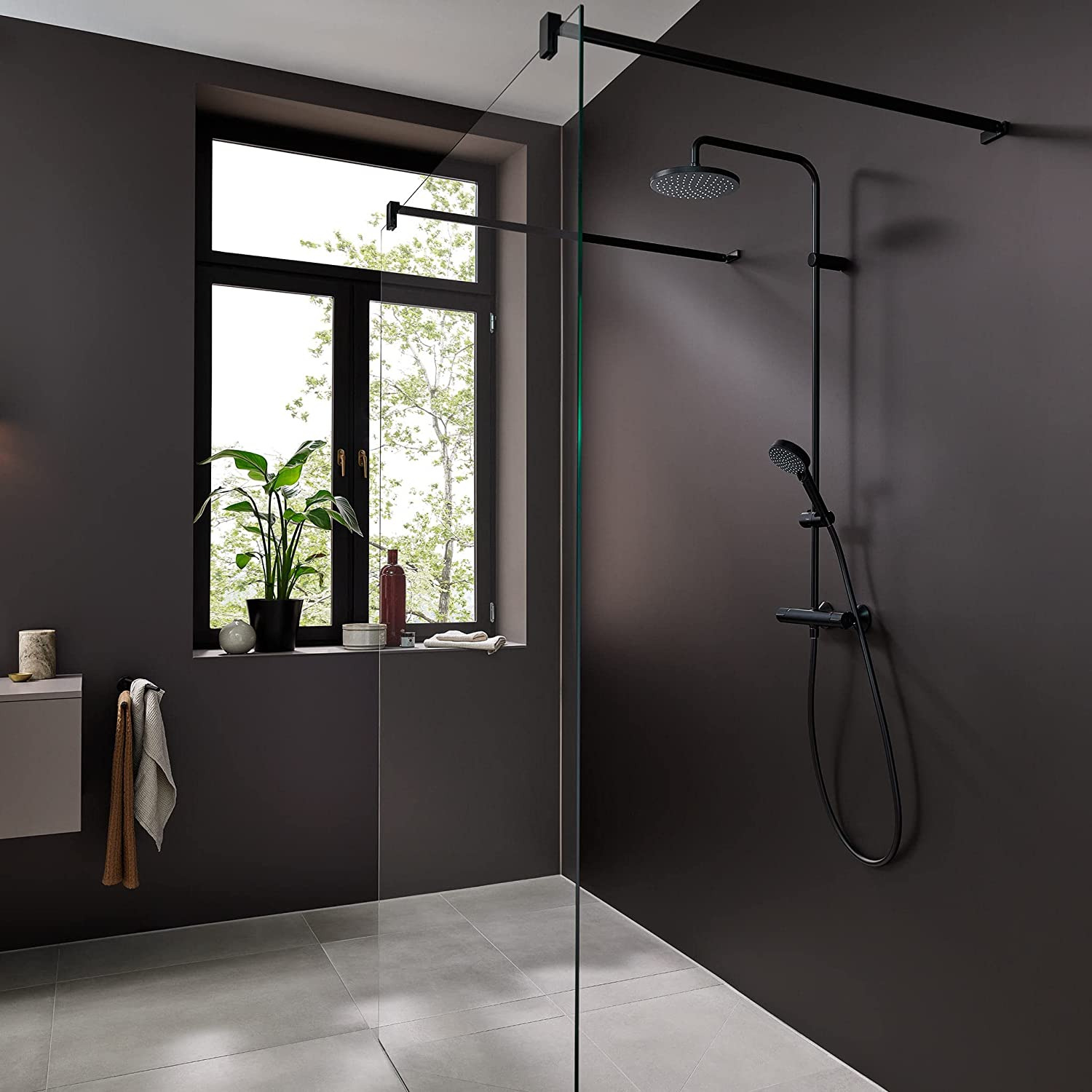 Colonne de douche avec mitigeur Thermostatique Essegoia noir 96cm -  Mr.Bricolage