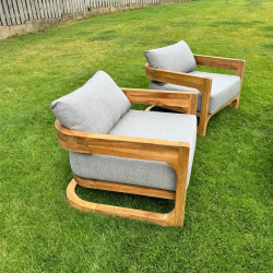 Naturel Set de 2 fauteuils de jardin en teck massif, 87x86x60 cm, avec coussins gris perlé (NATOFCH87-DUO)